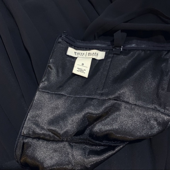 White HOUSE BLACK MARKET Pleated Bubble Dress - Picture 6 of 6